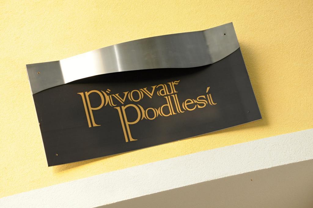 Penzion Pivovar Podlesi Příbram Buitenkant foto