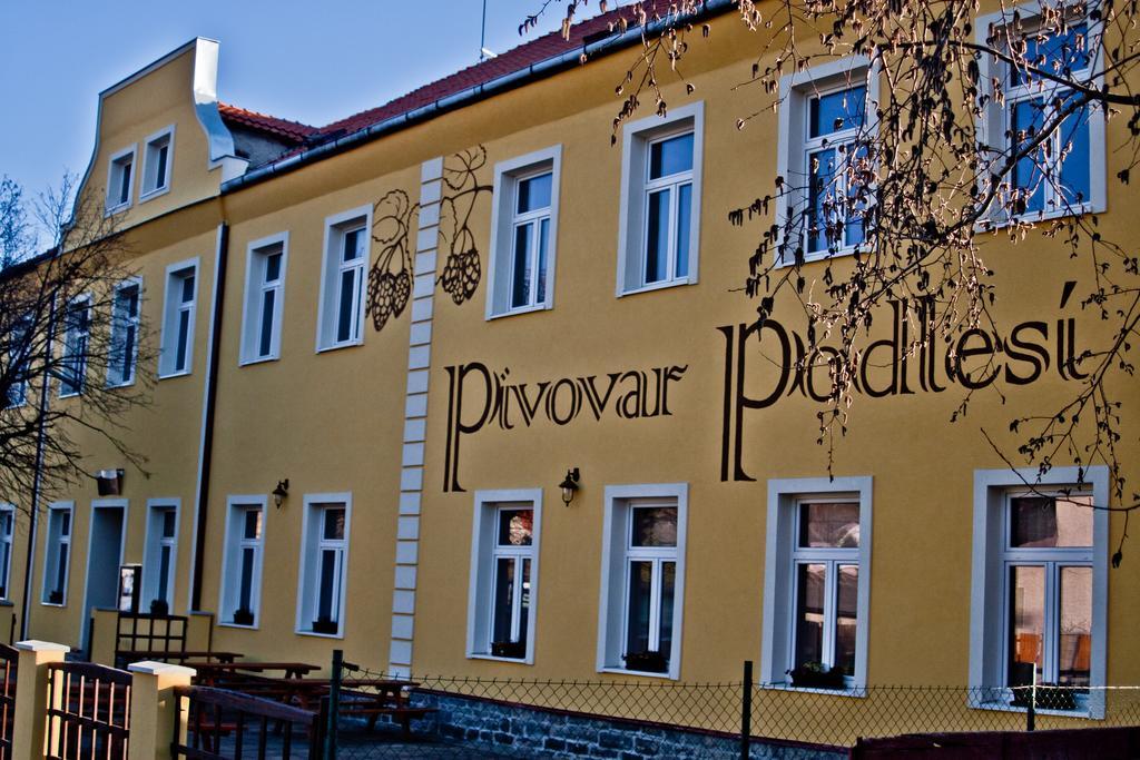 Penzion Pivovar Podlesi Příbram Buitenkant foto